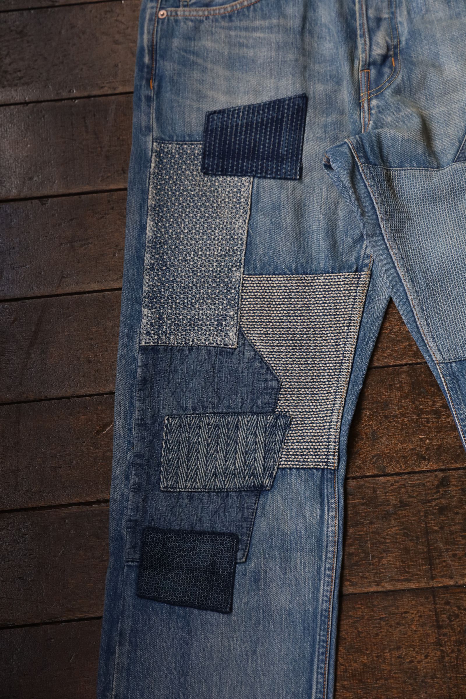ファンダメンタル デニムパンツCLASSIC STRAIGHT DENIM CS121(FA25/MG121)INDIGO