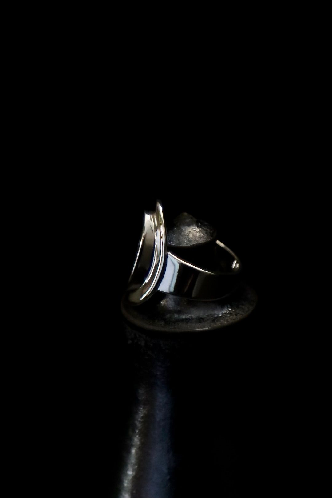XOLO - XOLO JEWELRY リング / Amulet Ring with Onyx (XOR042