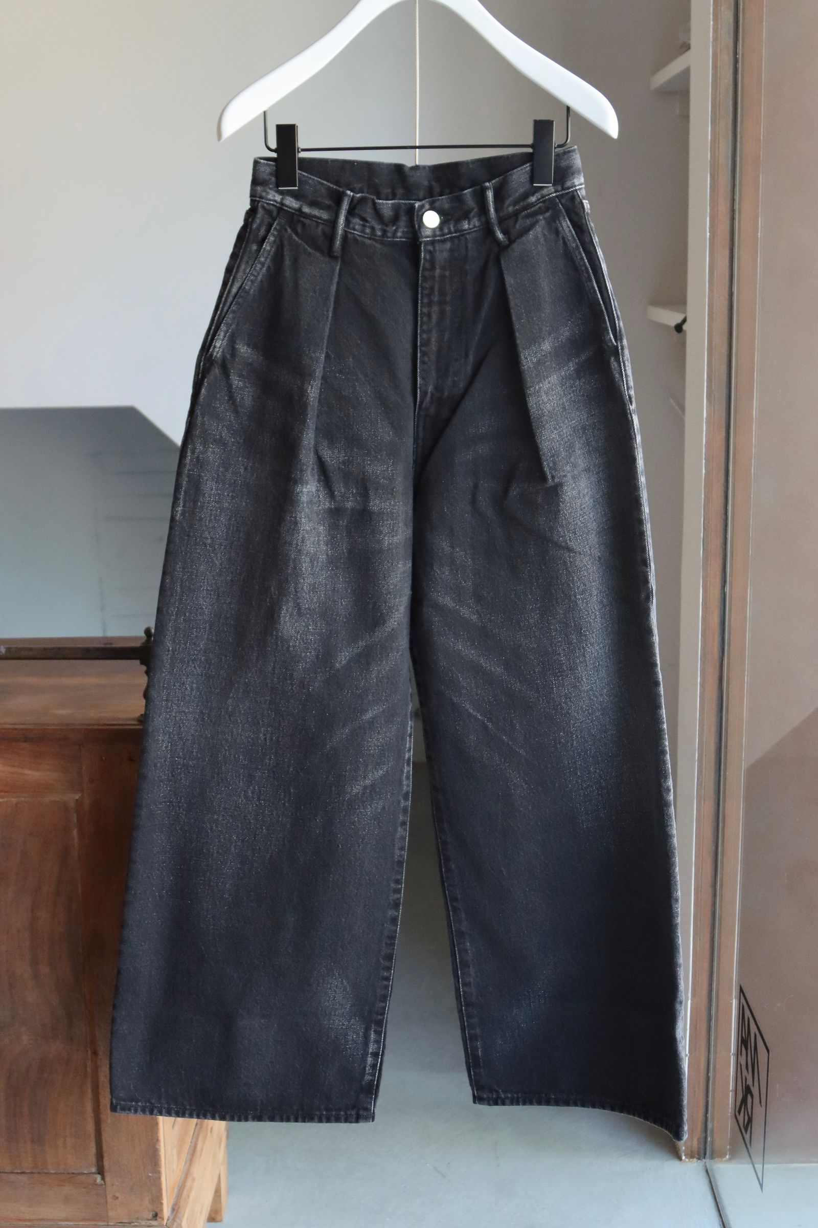 Graphpaper 25AW Women's Selvage Denim Two Tuck Wide Pants(GL253-40062DB)BLACK_DARK FADE