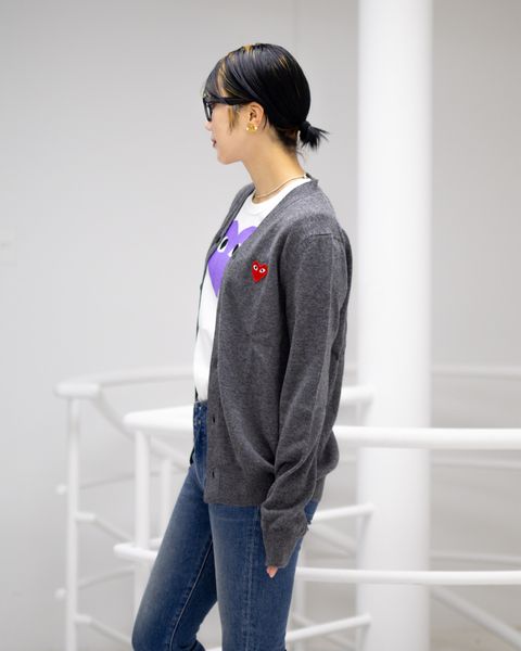 PLAY COMME des GARCONS V-NECK CARDIGAN style.2025.11.12
