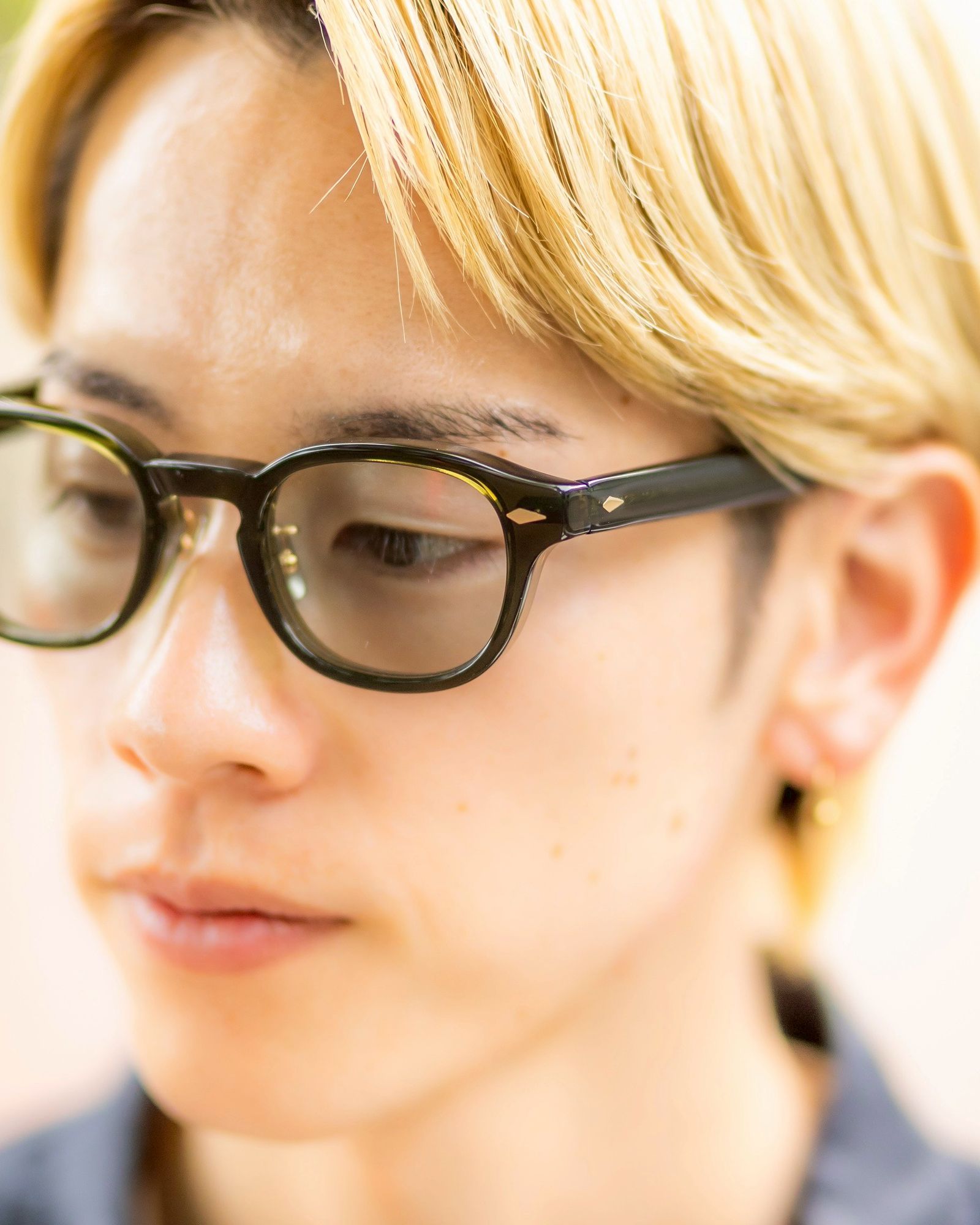 ノチノオプティカル "NOCHINO FR" #5.CREAR SMOKE OLIVE × GREY GREEN to D.GREY (調光モデル)