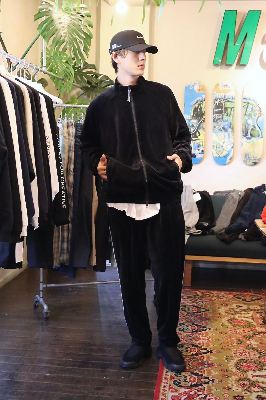 S.F.C 23FW VELOUR TRACK PANTS(SFCFW23CS07)Black