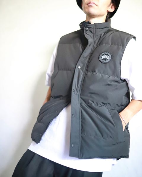 CANADA GOOSE 23AW GARSON VEST BLACK LABEL(4151MB) BLACKスタイル