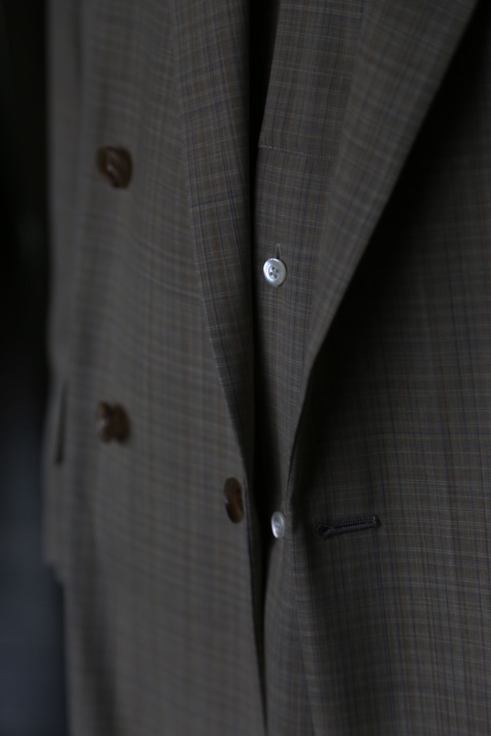 YOKE SIDE OPEN COUBLE-BREASTED JACKET(YK21SS0193J) style.2021.3.7.