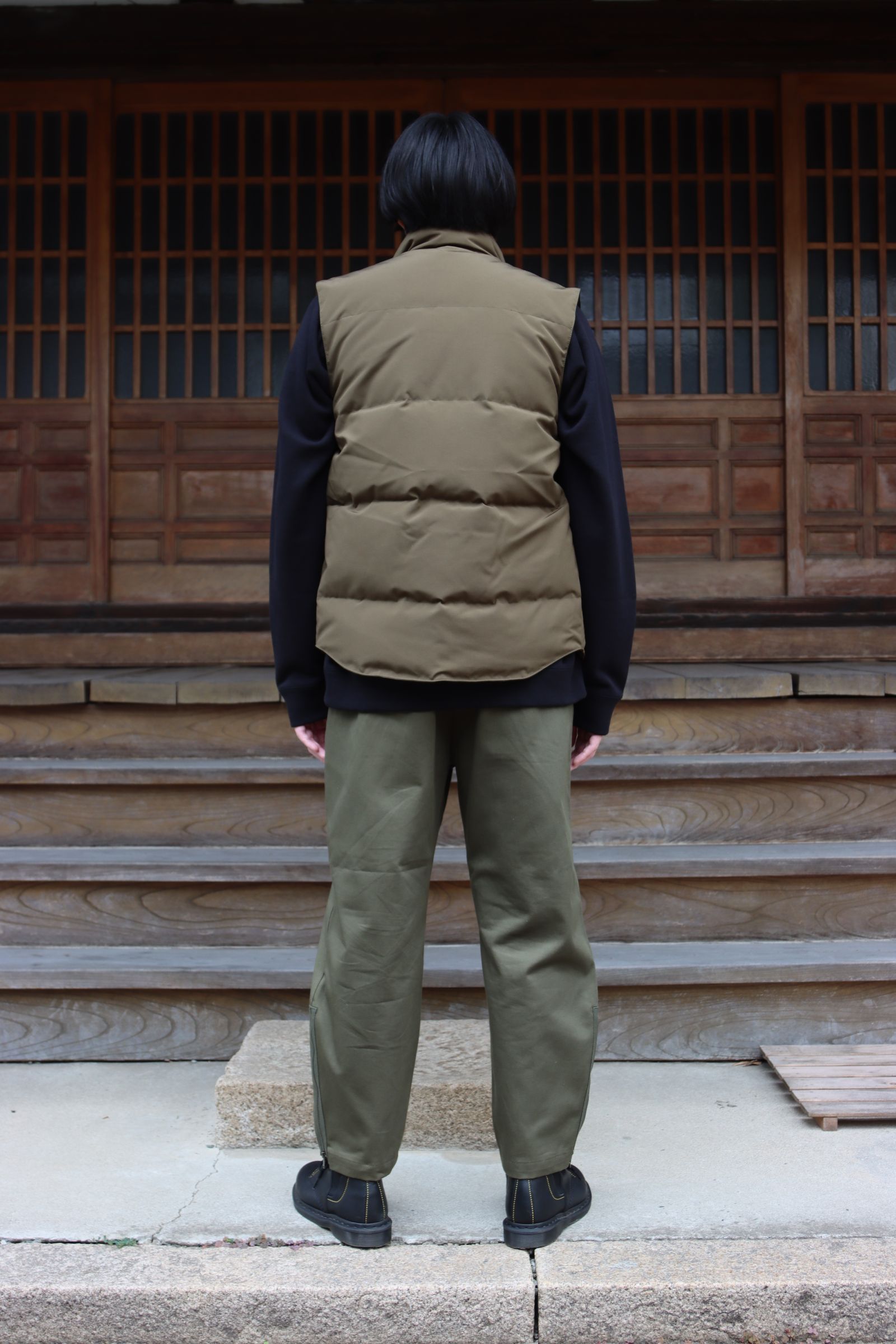 CANADA GOOSE FREESTYLE CREW VEST"KHAKI"style.2021.10.17.