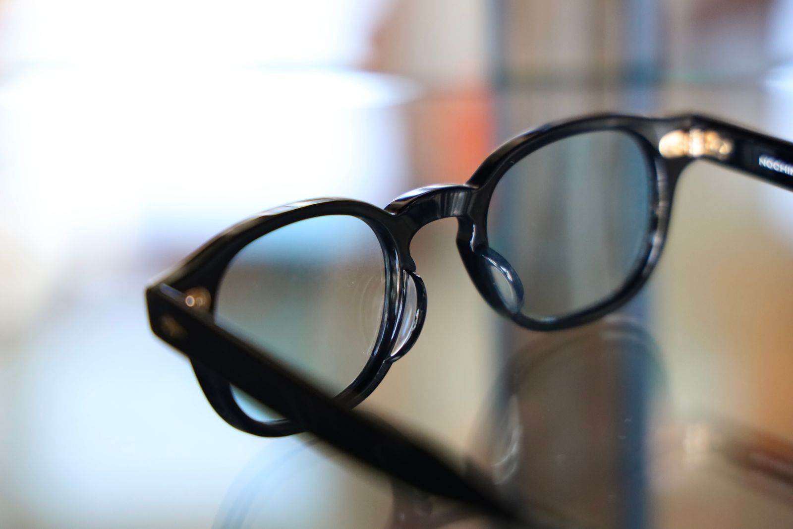 ノチノオプティカル "NOCHINO" #23.GLOSS BLACK × BLUE GREY to GREY (調光モデル)