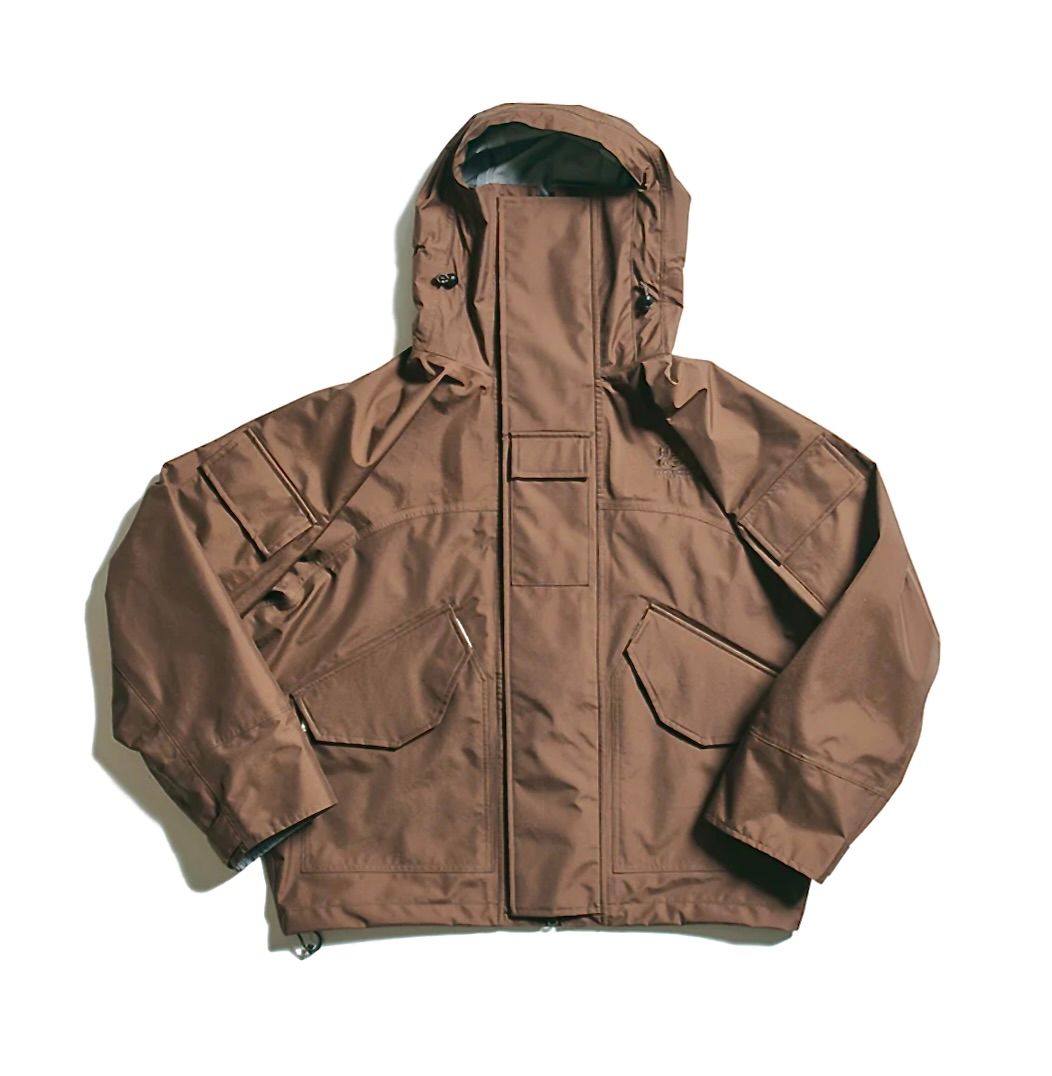 イズネス23AW NINJA HOODIE SHELL JACKET(1005AWJK02)BROWN