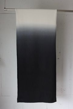 グラフペーパー 25AW Gradient Dyed Wool Knit Scarf(GU253-90494)BLACK☆9月27日(土)発売！