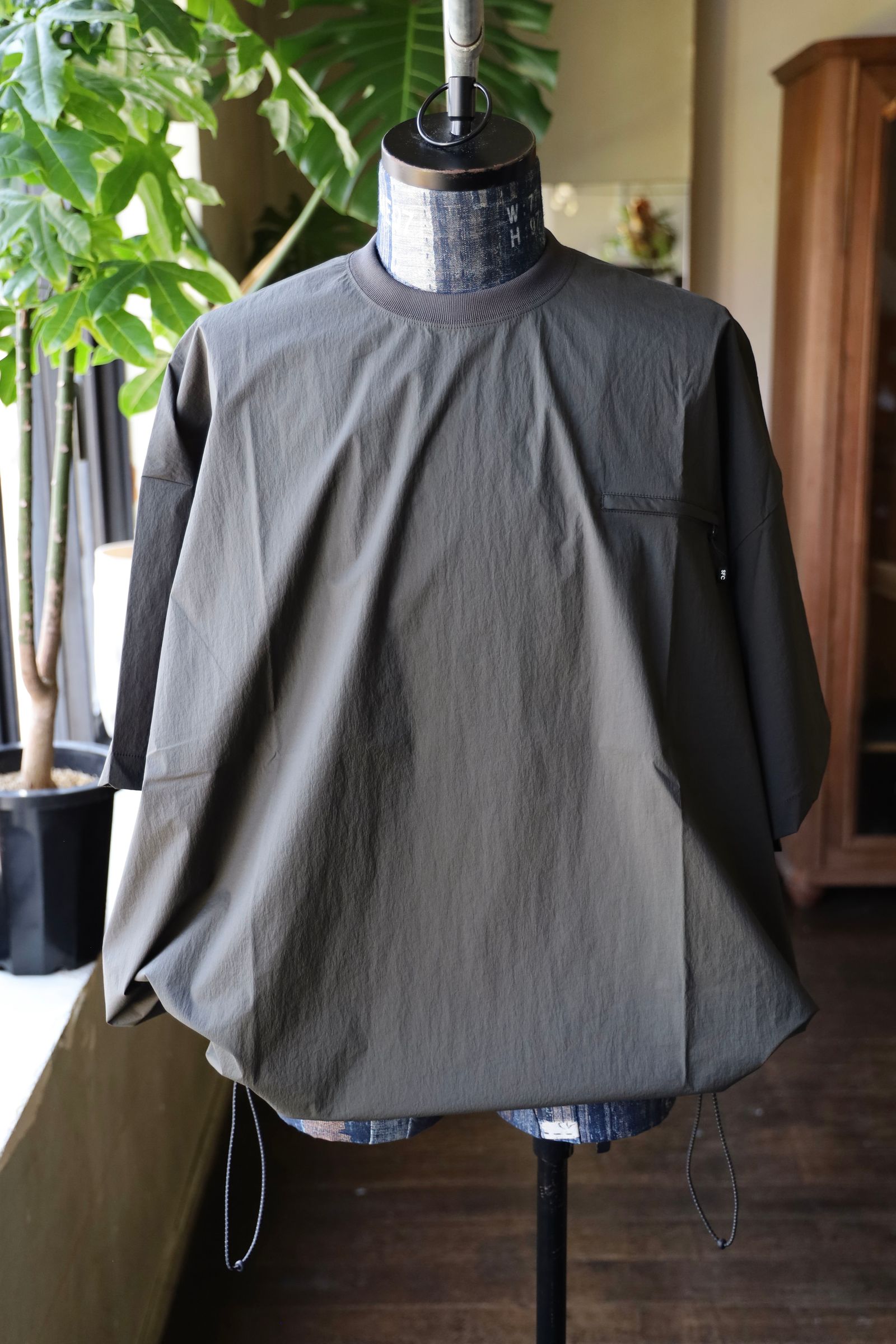 S.F.C 25SS エスエフシー TECH POCKET NYLON SS TEE(SFCSS25S07)D Grey☆3月29日(土)発売！