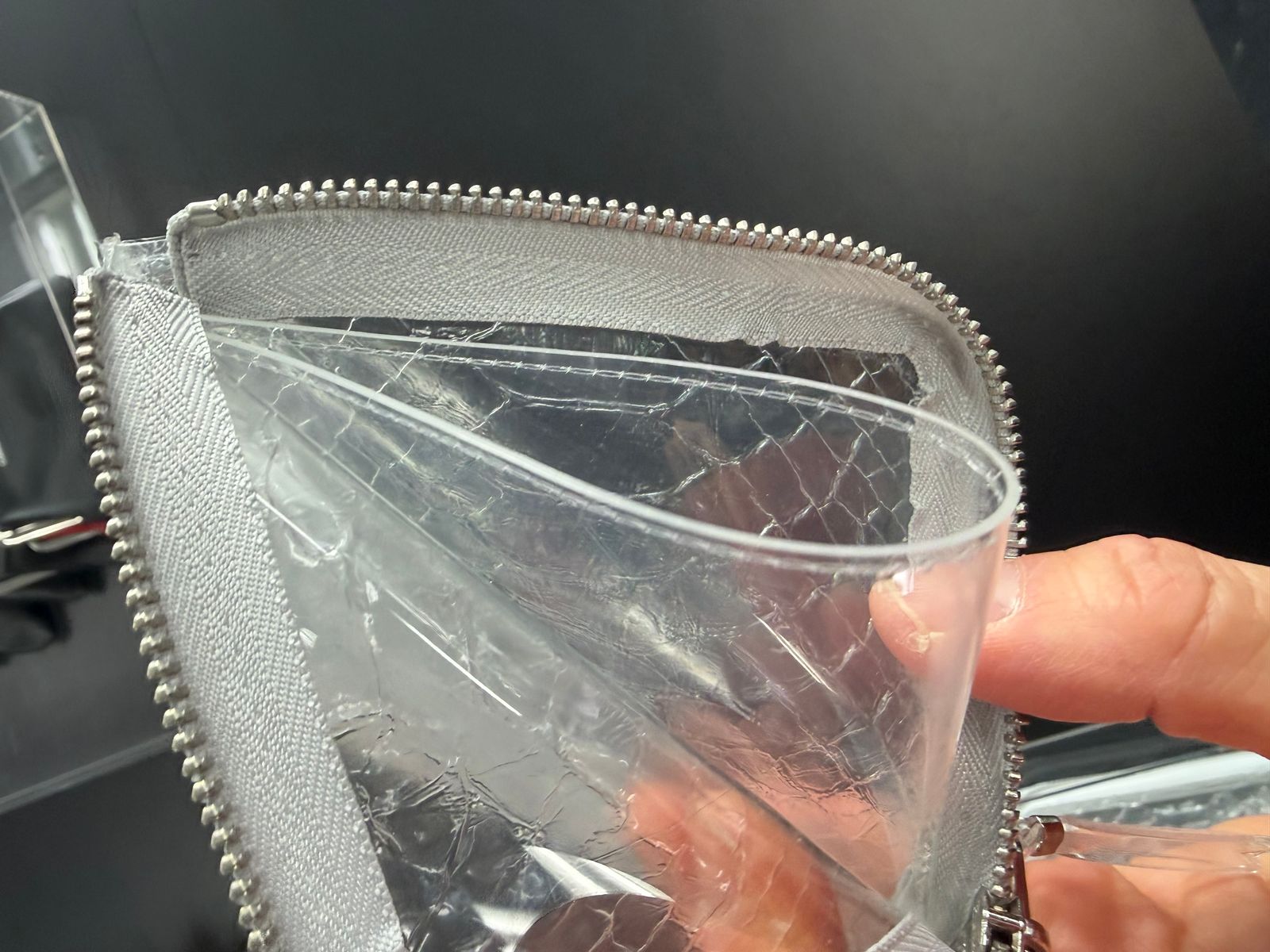 コムデギャルソン 財布 SNAKE TRANSPARENT L字型ZIP WALLET(8Z-T310-051)☆12月再入荷致します！