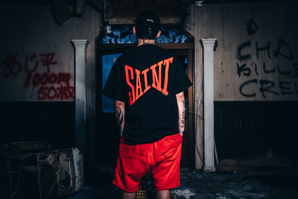 ©SAINT M××××××(セントマイケル) SAINTロゴメッセージT-SHIRT近日発売