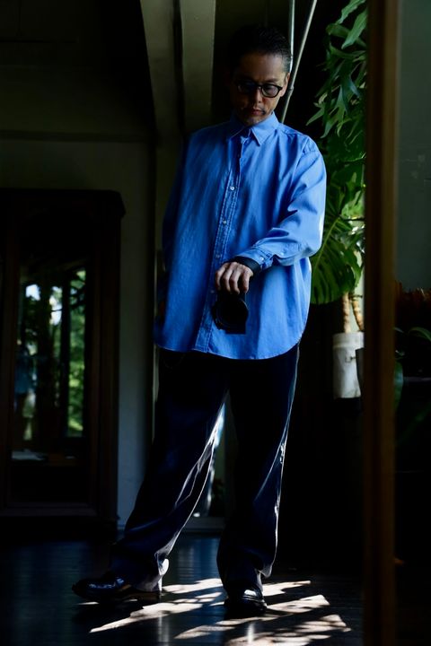 A.PRESSE Double Weave TwillRegular Collar Shirtスタイル.2024.9.4.