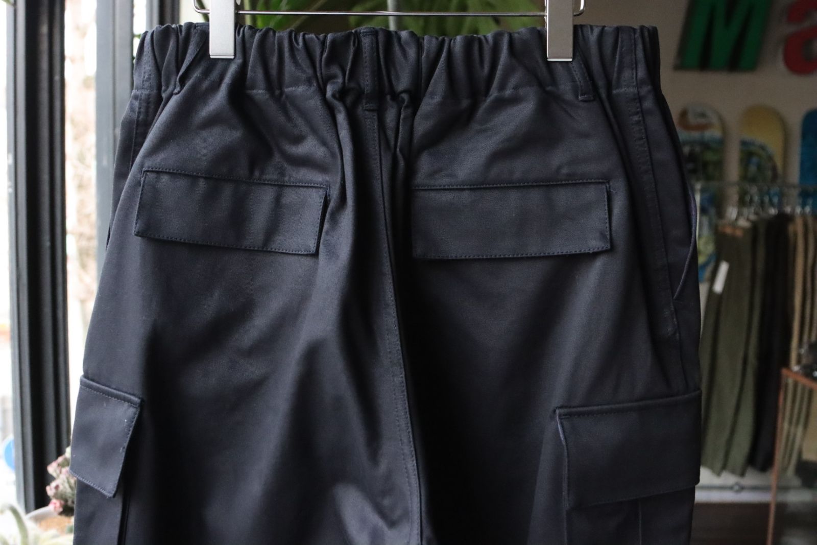 イズネス23SS バルーンカーゴパンツ BALLOON CARGO EZ PANTS(1004AWPT04)NAVY