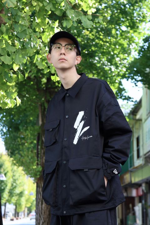 Yohji Yamamoto×NEWERA フィールドコーチジャケットスタイル