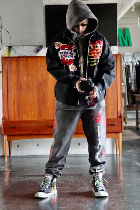 ©SAINT M×××××× 22SS VLONE HOODIE style.