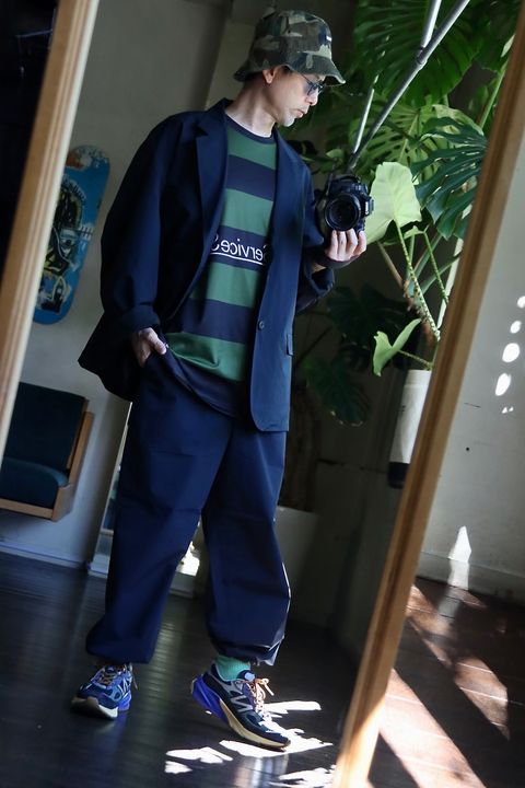 FreshService × HOUYHNHNM “EDITOR’S JACKET” & “EDITOR’S TROUSERS”NAVYスタイル