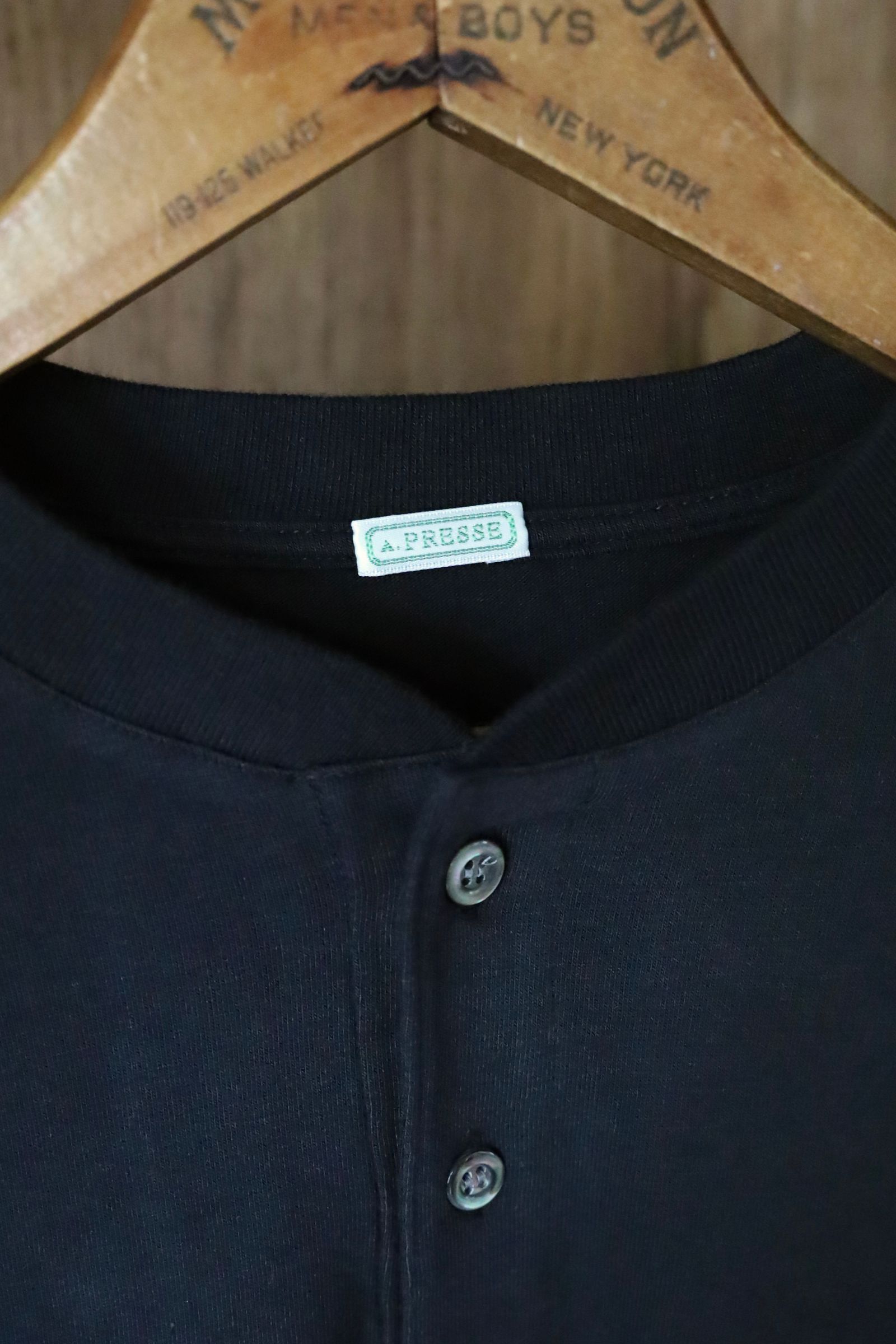 アプレッセ2025 STYLE2 Cashmere Blend L/S Henley Neck Shirt(25AAP-05-03)BLACK