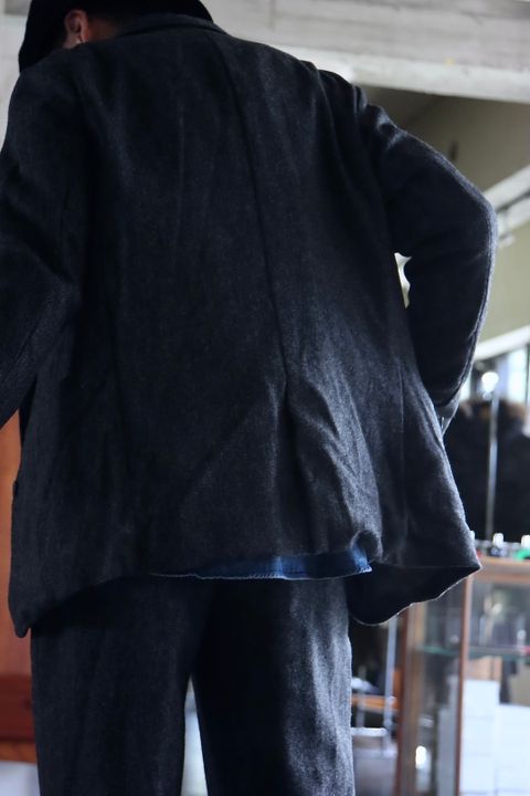 アプレッセ22FW Tweed Tailored Jacket"CHARCOAL"スタイル