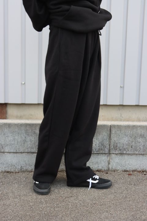 UNIVERSAL PRODUCTS YAAH HALF ZIP SWEAT HOODIE style.2022.9.11