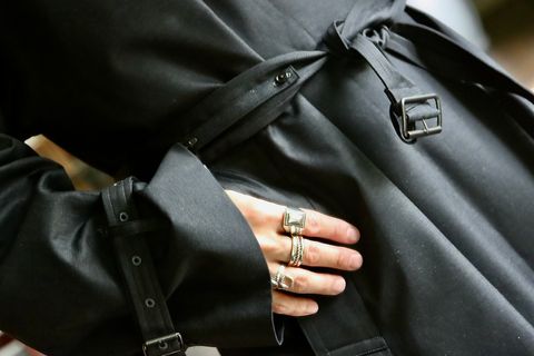 blurhms Gabardine Double Belt Trench Coatスタイル.2022.7.24.
