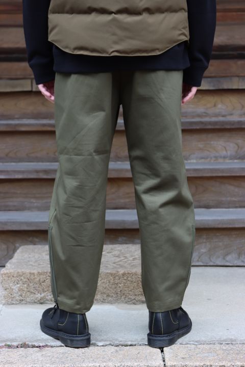 CANADA GOOSE FREESTYLE CREW VEST"KHAKI"style.2021.10.17.