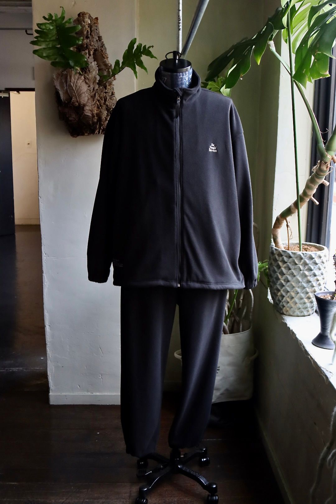 FreshService - ReFresh!Service. “FLEECE TRACK SUIT”(FSW-23-ST_261 ...