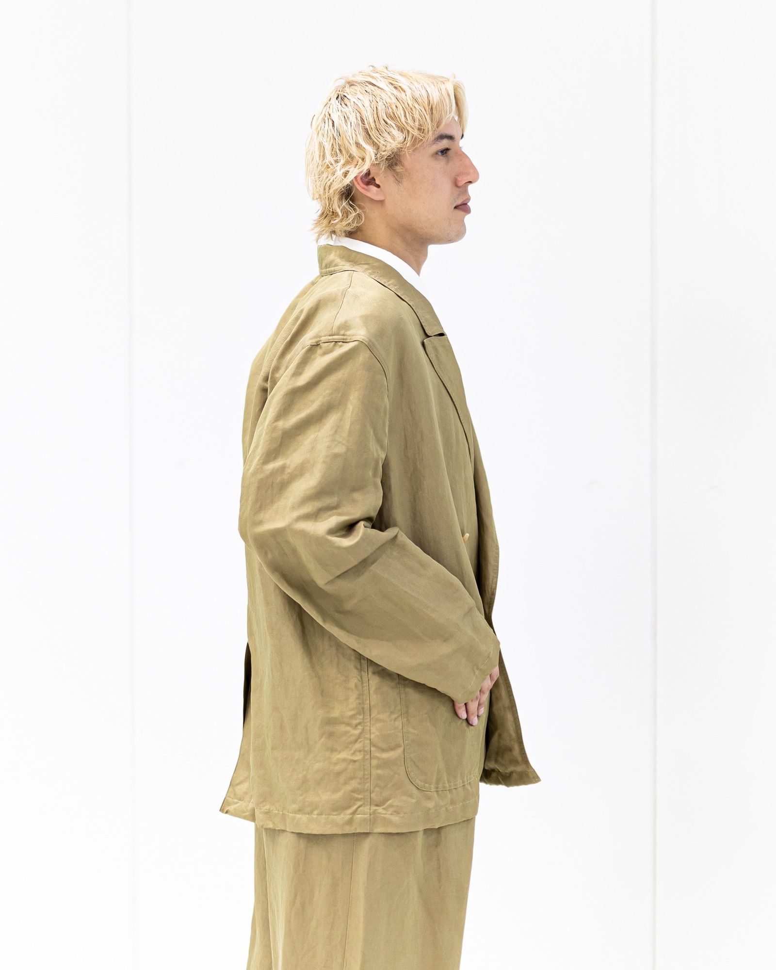 YOKE Linen Silk Kersey Double Breasted Blezer 新作発売！