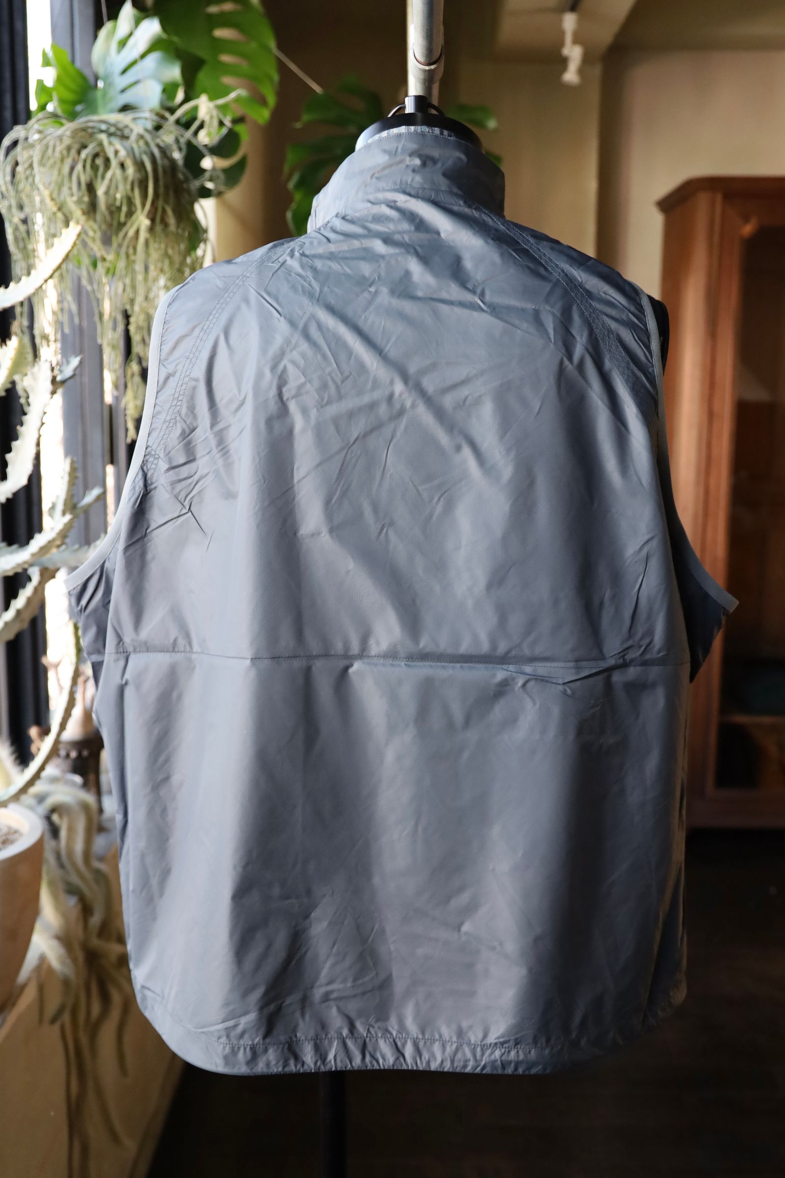 フレッシュサービス PERTEX® REISSUE PULLOVER VEST(FSC251-30090)GRAY