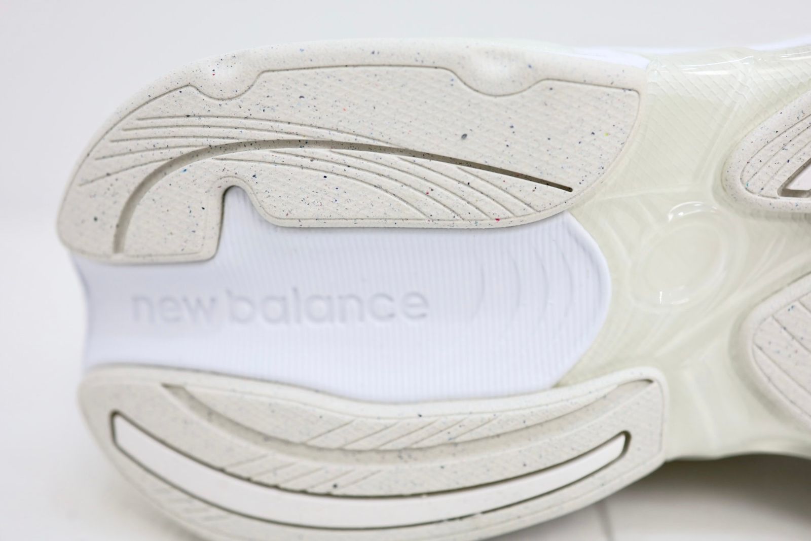 コムデギャルソンオム COMME des GARCONS HOMME×New Balance 2010V(HQ-K102-001) WHITE