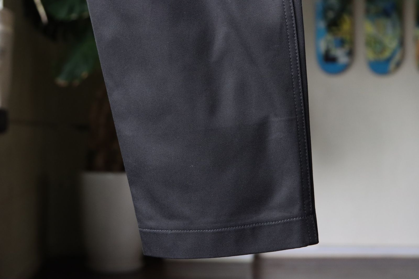 イズネス23SS ワイドチノパンツ WIDE CHINO PANTS(16PT02T02-1)BLACK