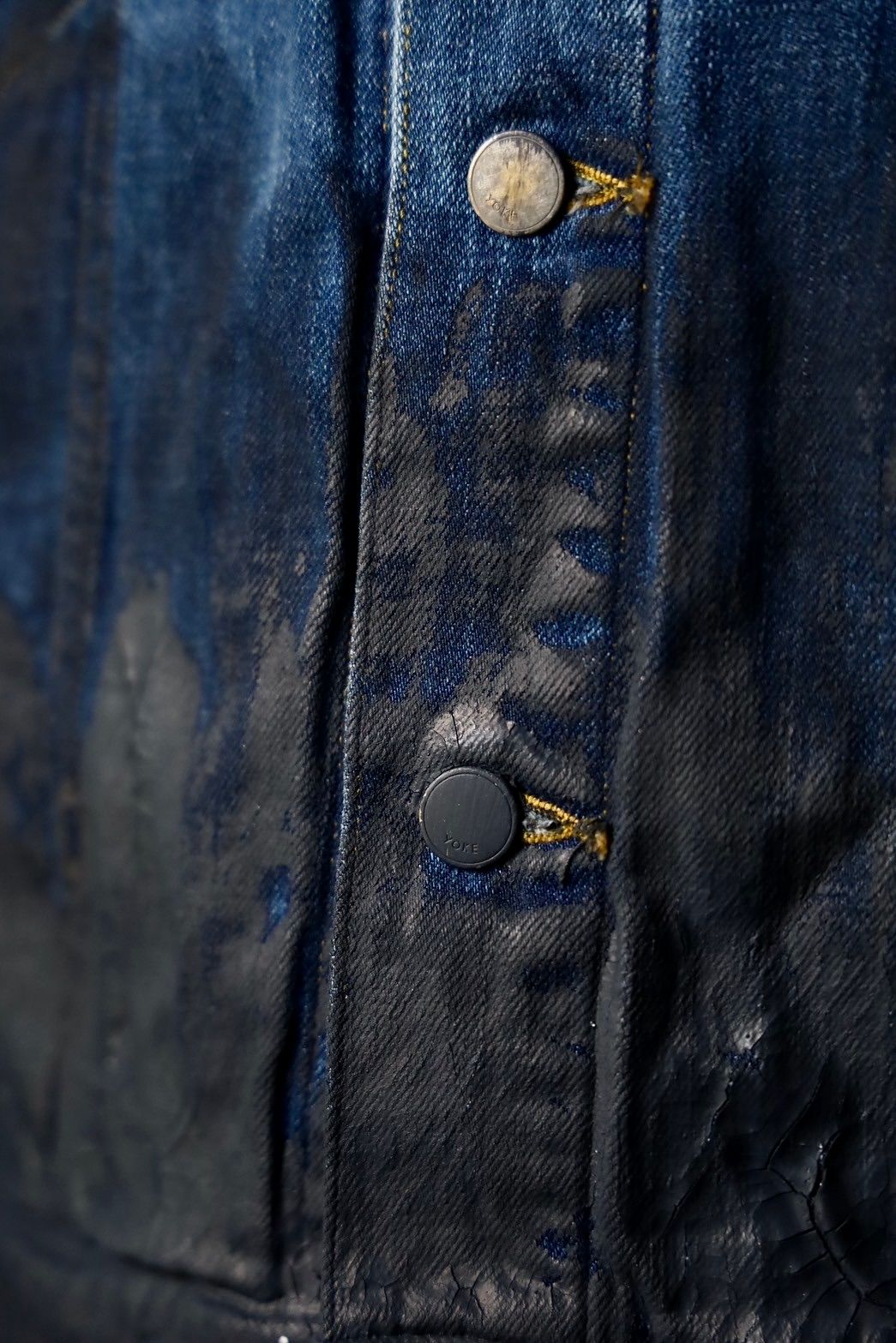 ヨーク24FW HAND PAINTED DENIM TRUCKER JACKET(YK24FW0785B-B)INDIGO