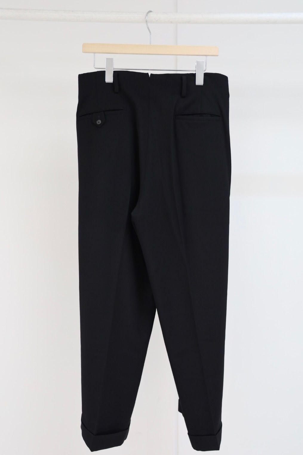 アプレッセ 2026 STYLE2 Wool Wide Tapered Trousers(26AAP-04-01)BLACK