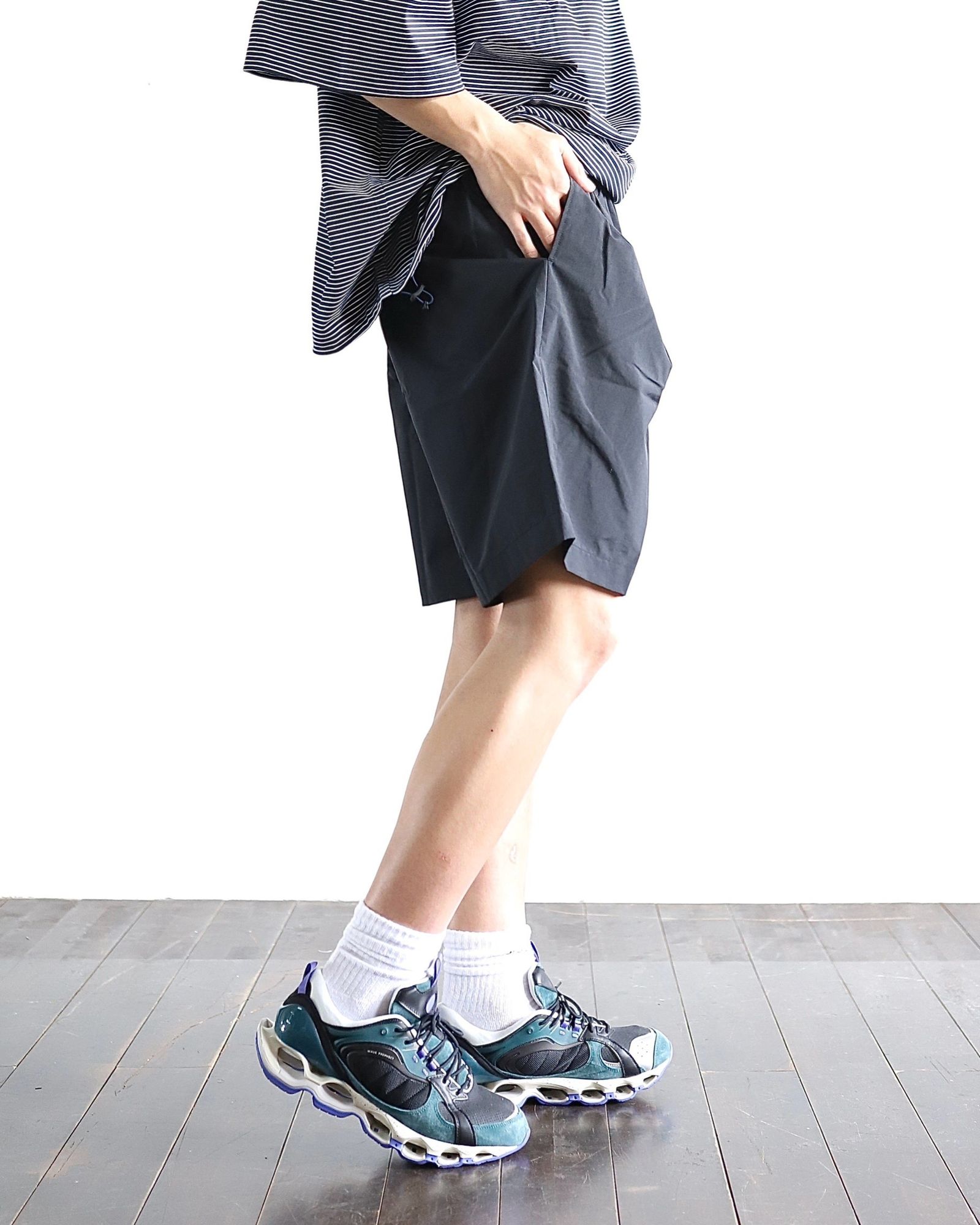 イズネス 24SS BALLOON BORDER SHORT SLEEVE T-SHIRT(NAVY) style 2024.4.5