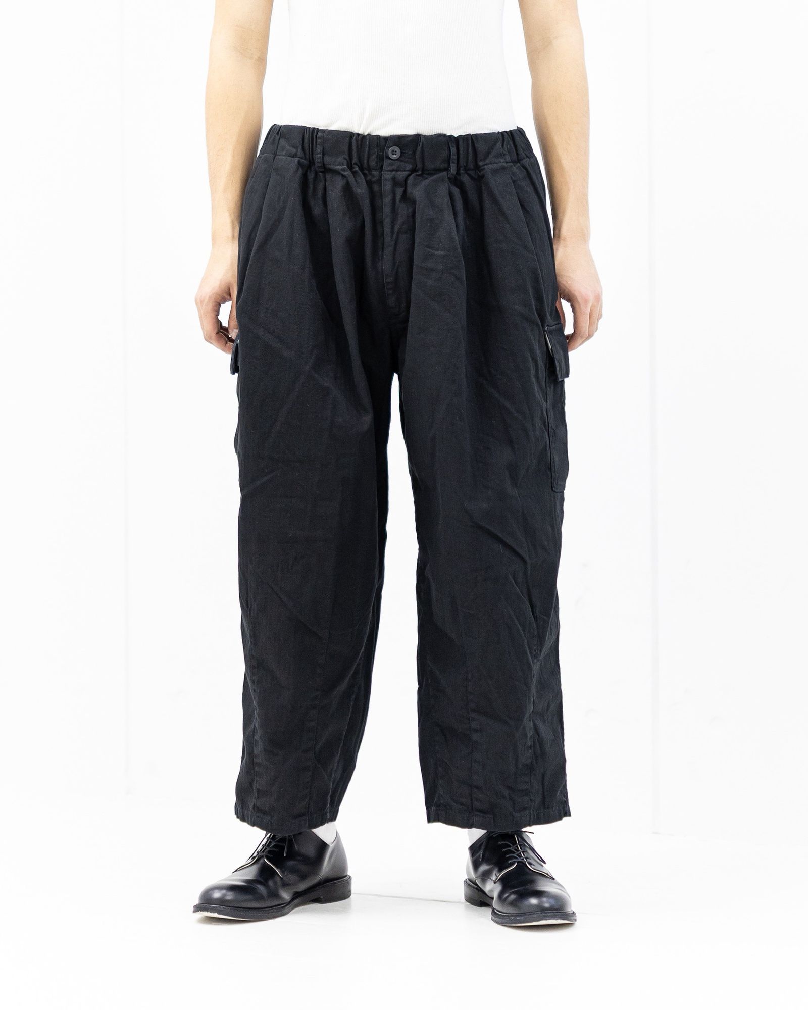 イズネス 26SS パンツ Herringbone 6-Pocket Pants (26SS_22_1005SSPT05)BLACK☆新作発売！