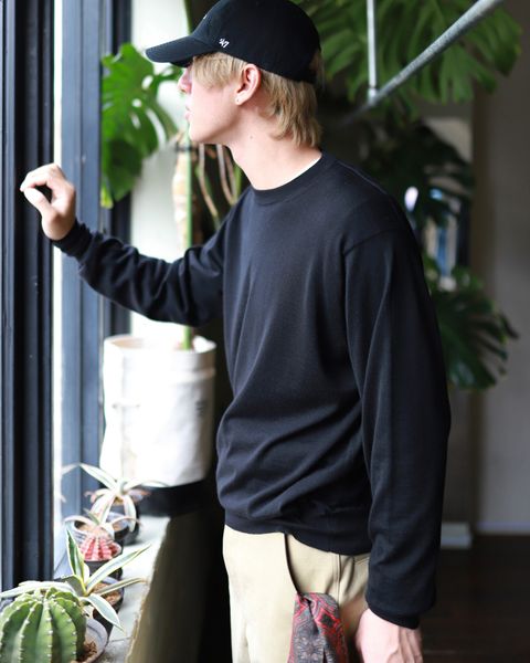 A.PRESSE 23SS Cashmere High Gauge Crew Neck Sweaterスタイル