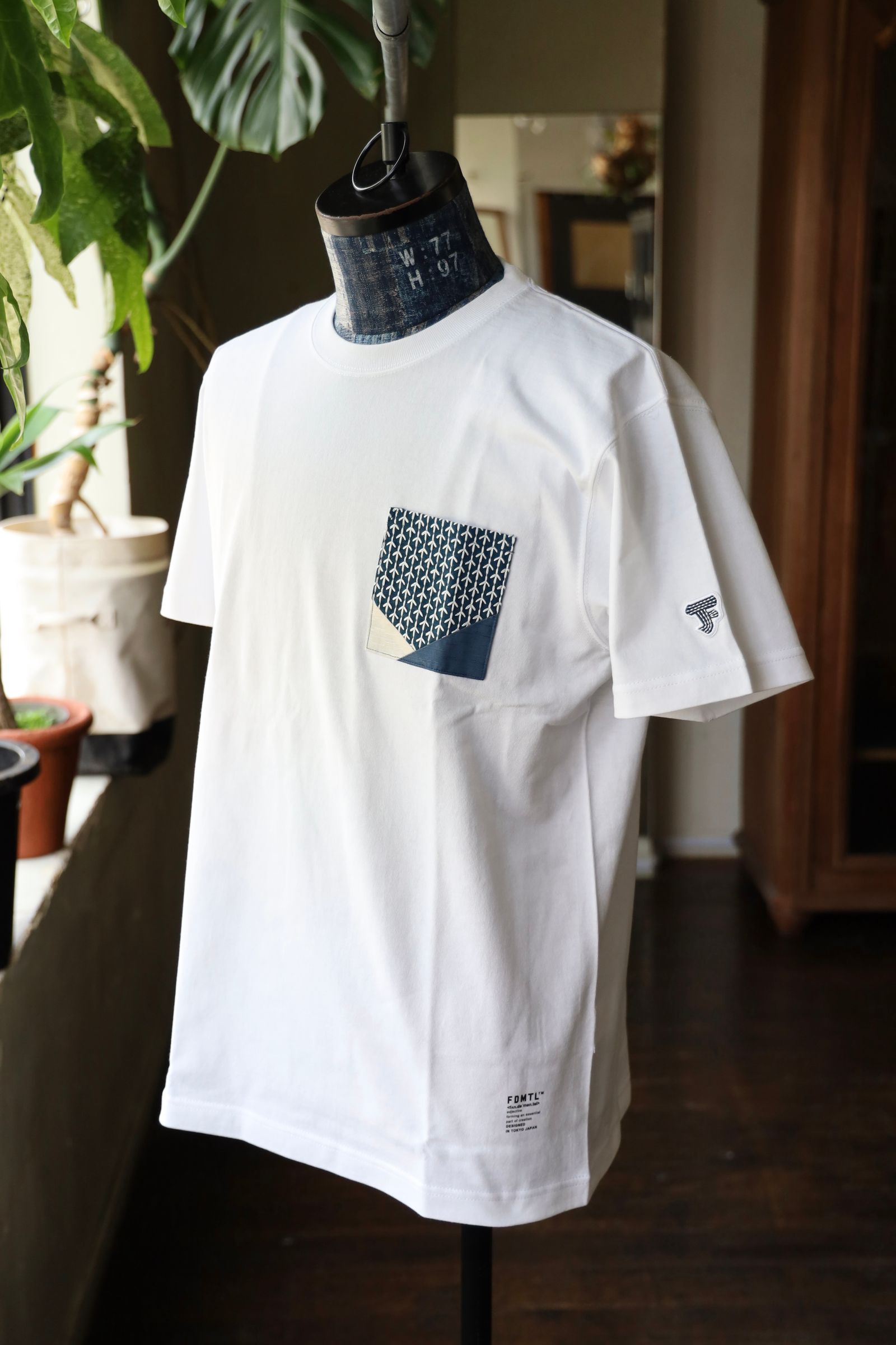 ファンダメンタル Tシャツ ORIGAMI TEE(FA25/TE11)WHITE