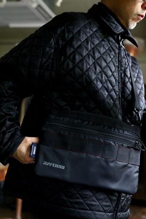 コムデギャルソンオム バッグ BRIEFING W-NAME REVERSIBLE SACOCHE(HR-K209-051)BLACK×BLACK☆10月2日(金)発売！