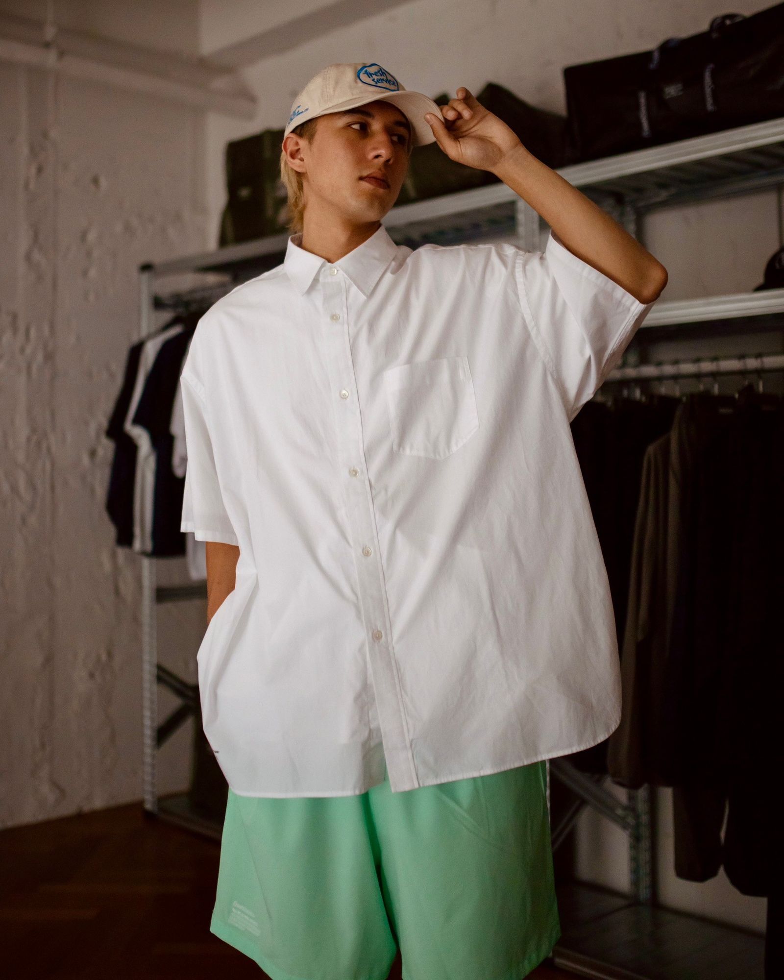 FreshService SPOT CORPORATE UNIFORM S/S SHIRT(WHITE) style 2024.6.28