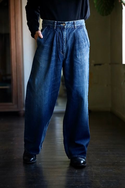 グラフペーパー Selvage Denim Two Tuck Pants(GU261-40061DB)INDIGO_DARK FADE★1月24日(土)発売！