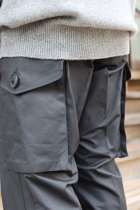 COMME des GARSONS HOMME ラムウール天竺ロゴ刺繍ニット(HH-N007-051) style.2021.09.26