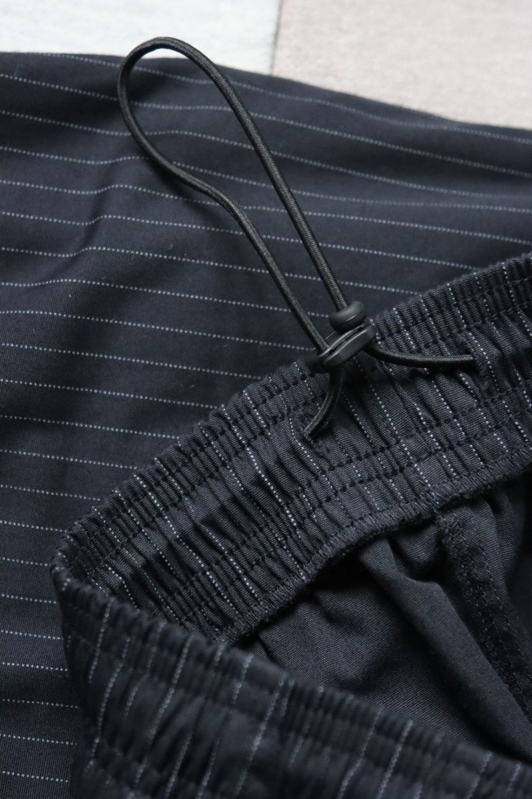 フレッシュサービス CORPORATE EASY PANTS(FSC252-40011B)BLACK STRIPE☆5月24日(土)発売！