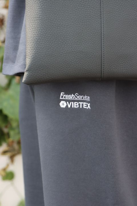 VIBTEX for FreshService “L/S CREW NECK TEE” style.2022.10.23