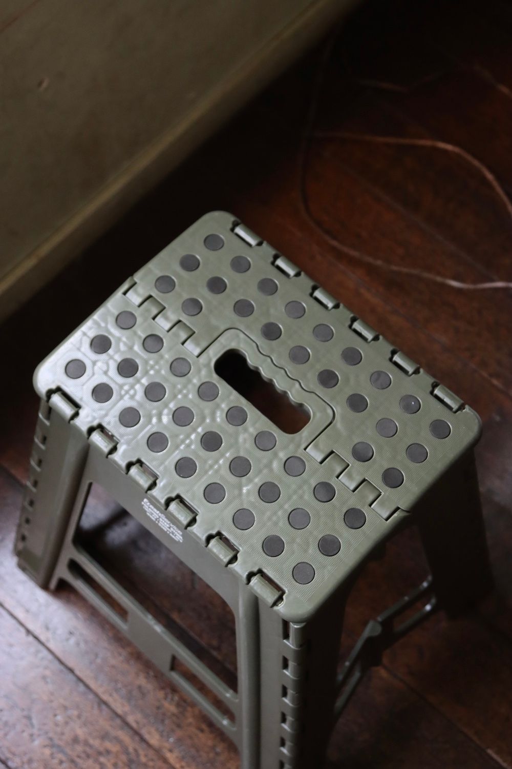 フレッシュサービス FOLDING STEP STOOL(FSP243-99070B)KHAKI