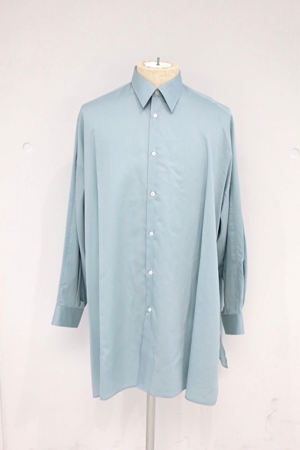 グラフペーパー Women's 26SS  Silicon Poplin Deep Slit Regular Collar Shirt(GL261-50183)SMOKE BLUE☆2月28日(土)発売！