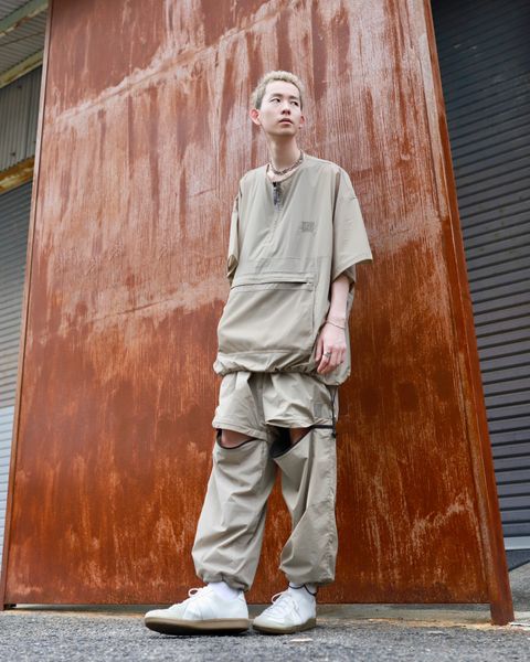 S.F.C 23SS HALF ZIP NYLON SHIRT"BEIGE"スタイル