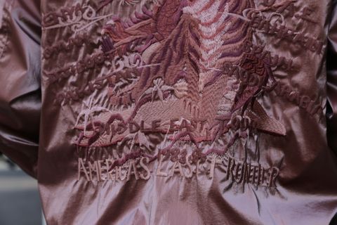 doublet GRADATION CHAOS EMBROIDERY BLOUSON style.2021.3.14.
