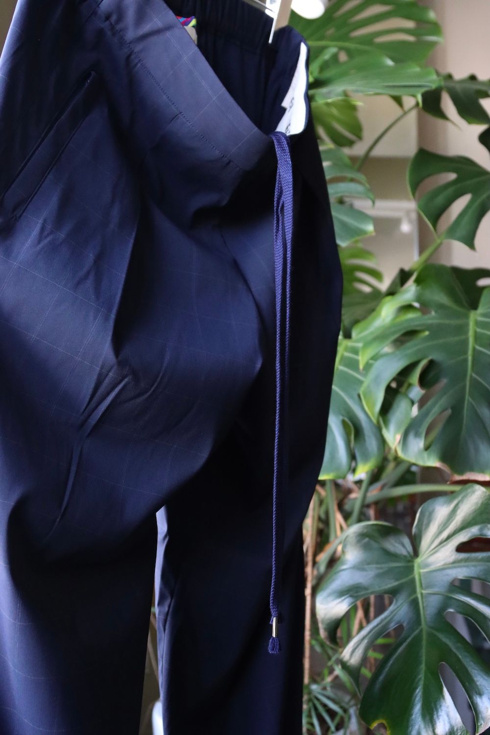 is-ness×NEAT LORO PIANA SPORT FABRICS PANTS"NAVY"イズネス22SS