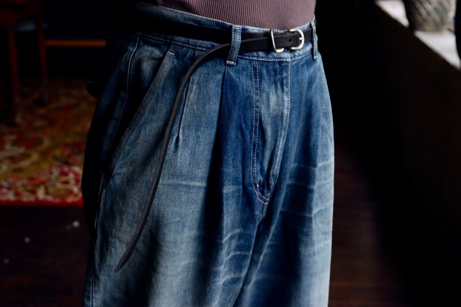 Graphpaper 23AW Selvage Denim Two Tuck Pantsスタイル.2023.8.1.