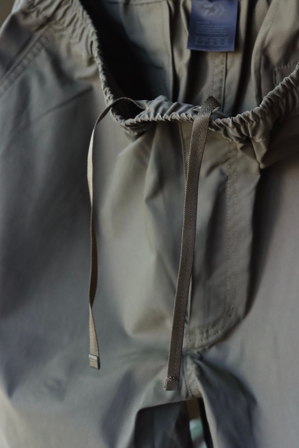 フレッシュサービス DAIWA PIER39 for FreshService LOOSE STRETCH TWILL EASY TROUSERS"OLIVE"再入荷！
