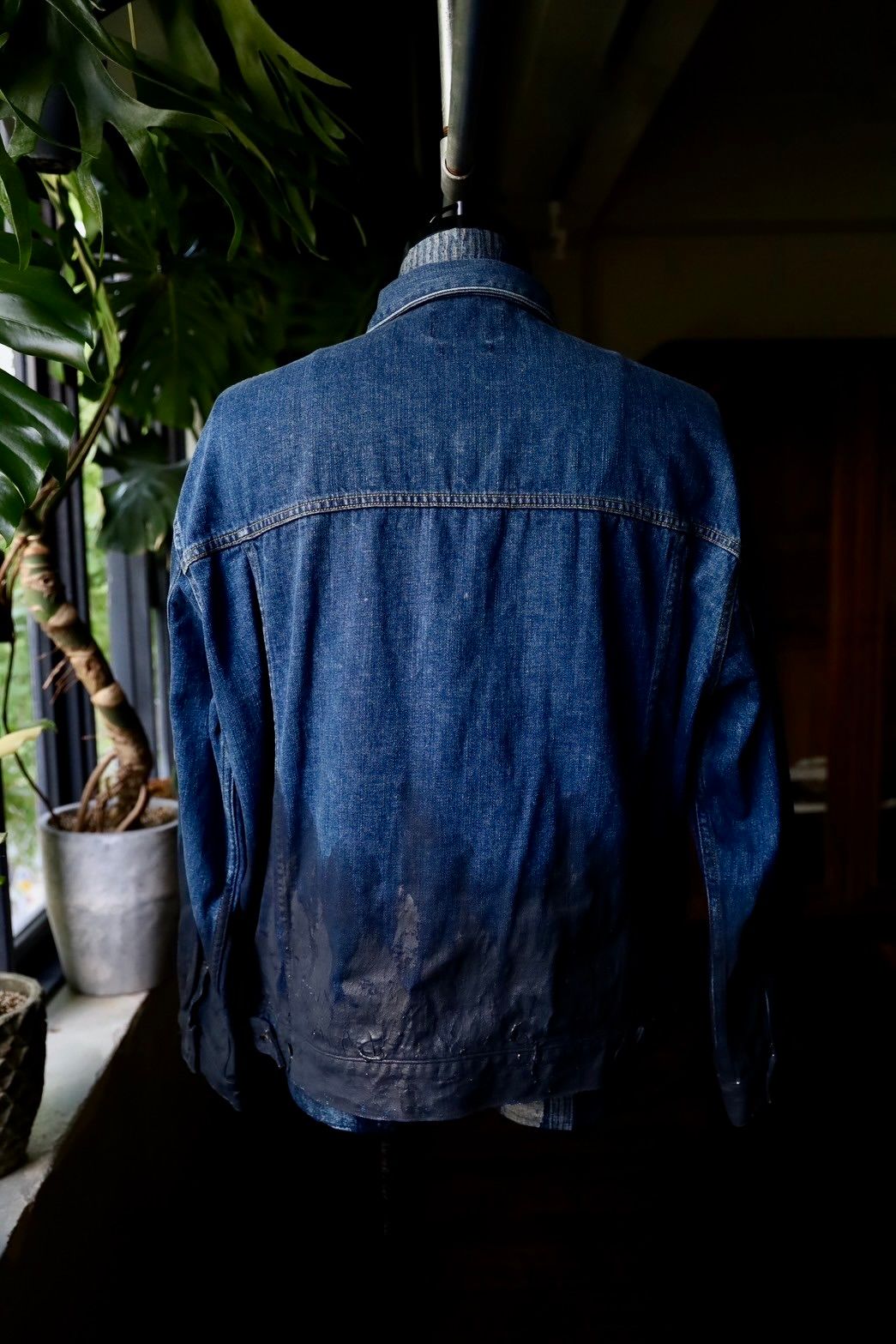ヨーク24FW HAND PAINTED DENIM TRUCKER JACKET(YK24FW0785B-B)INDIGO